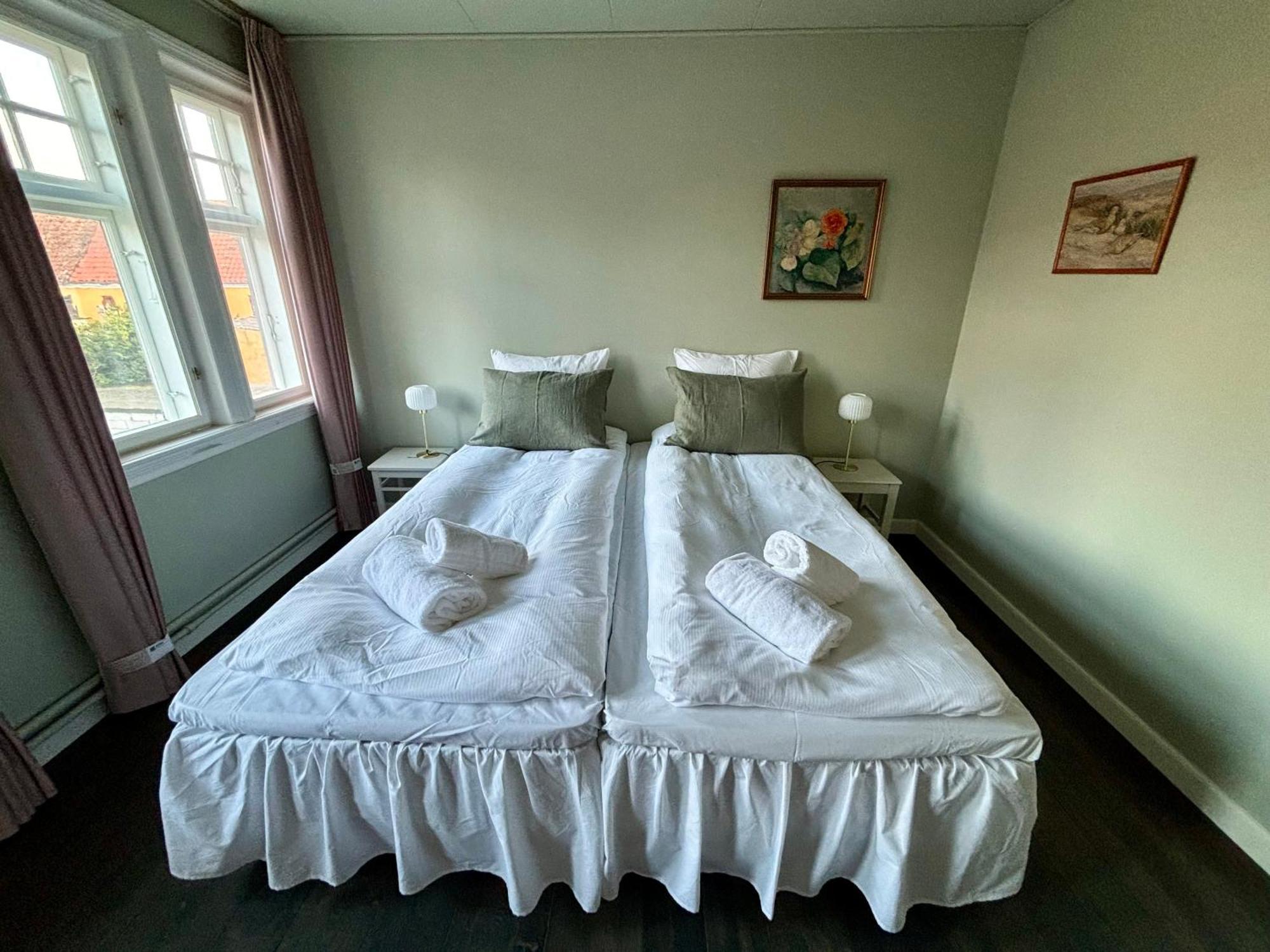 Hotel Kysten Hasle Bagian luar foto