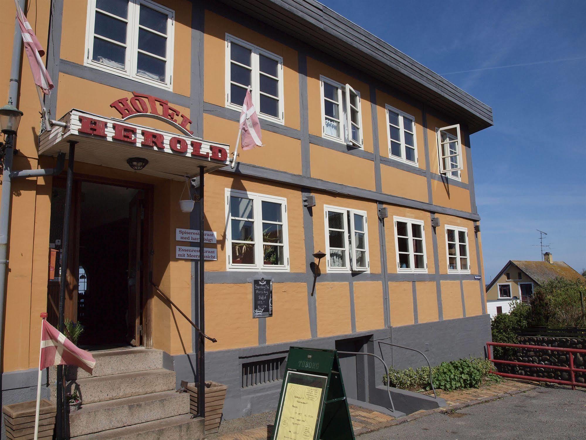 Hotel Kysten Hasle Bagian luar foto